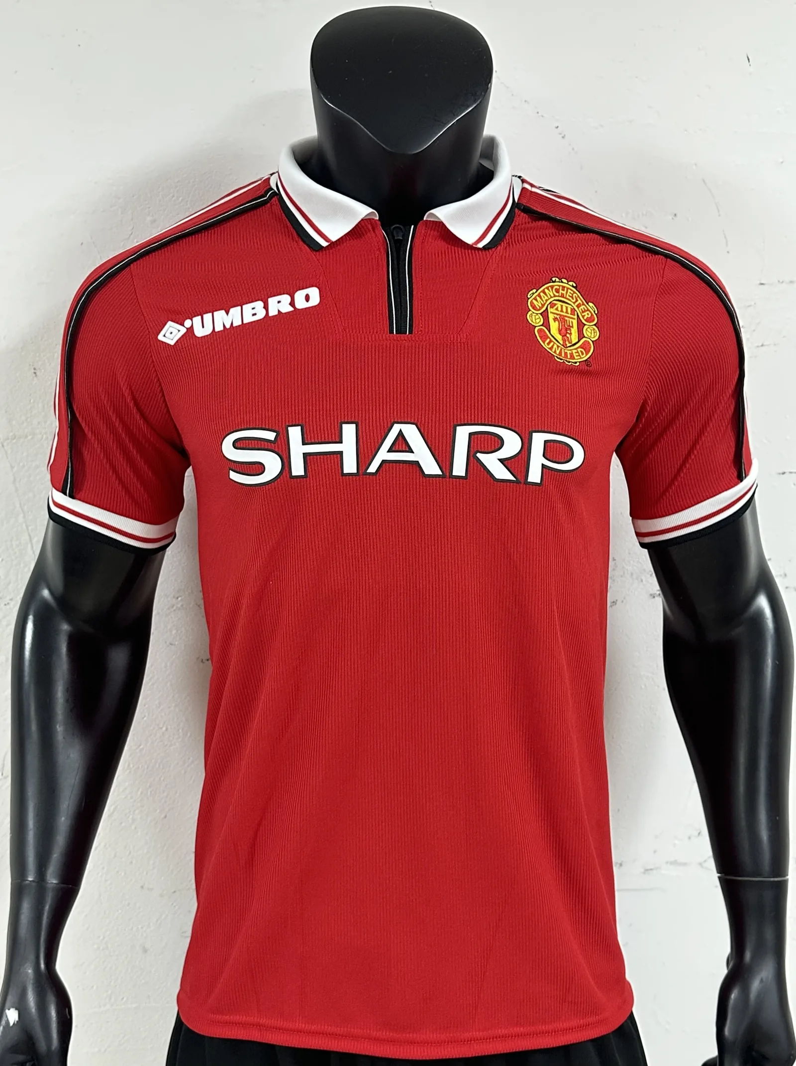 Manchester United 1998/99 Home Shirt