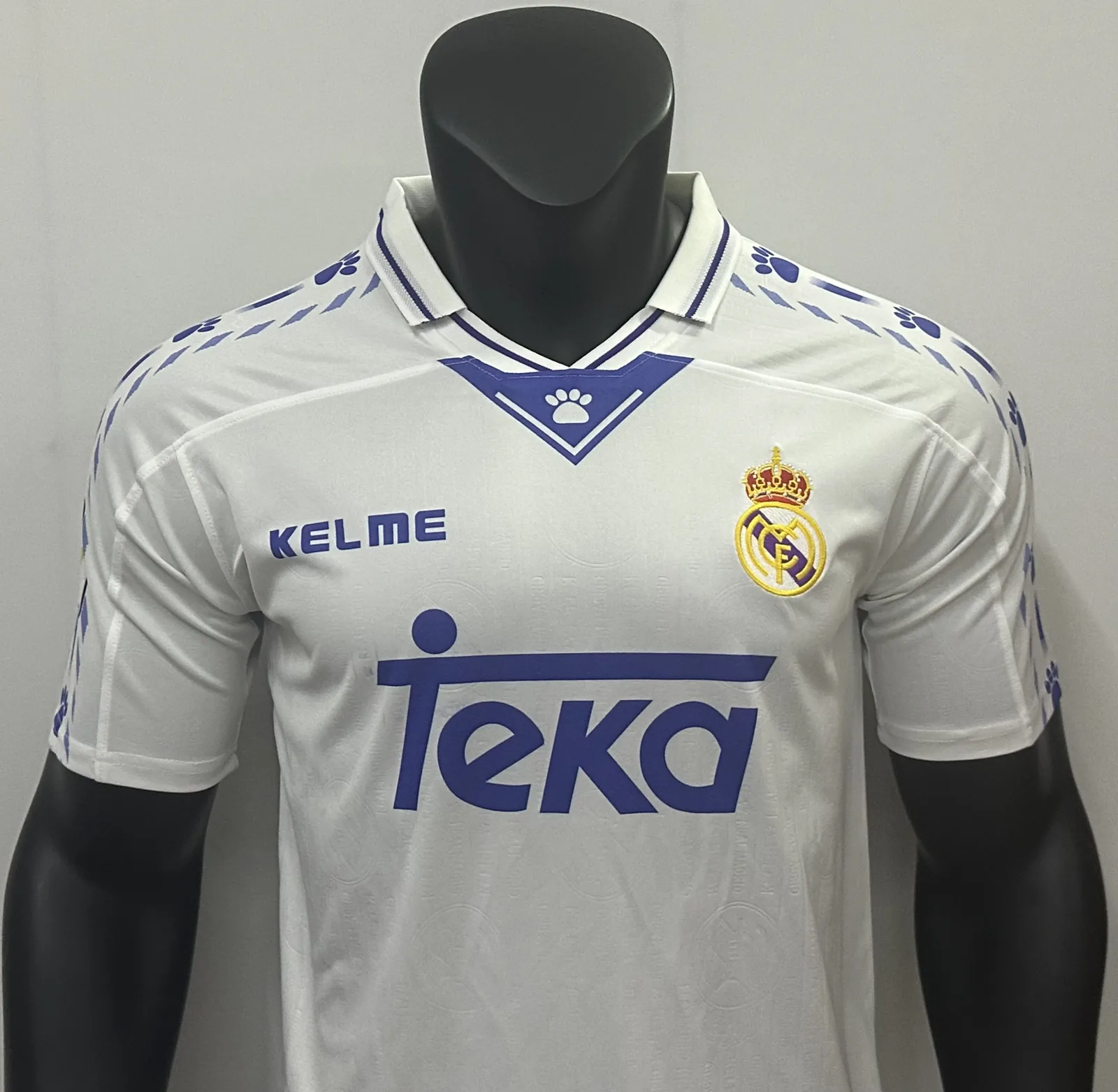 Real Madrid 96/97 Home Shirt — 2