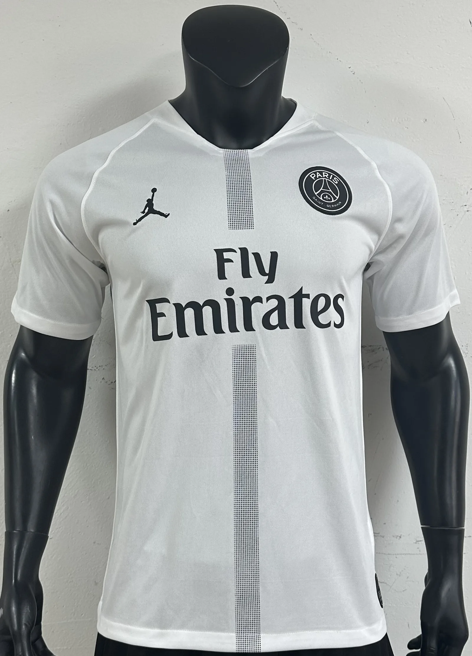 18/19 Paris-Auswärtsspiel