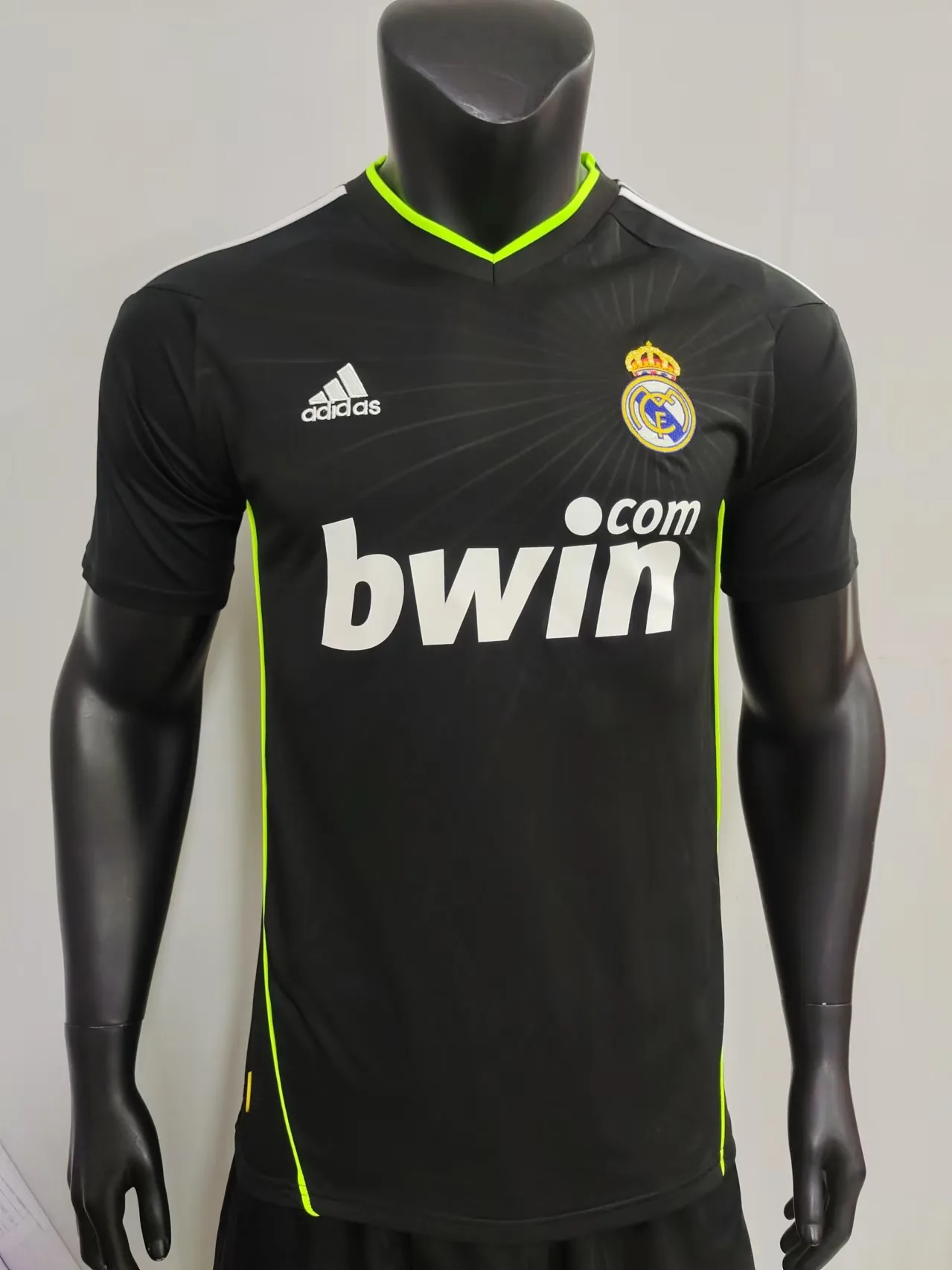 10/11 Real Madrid away game