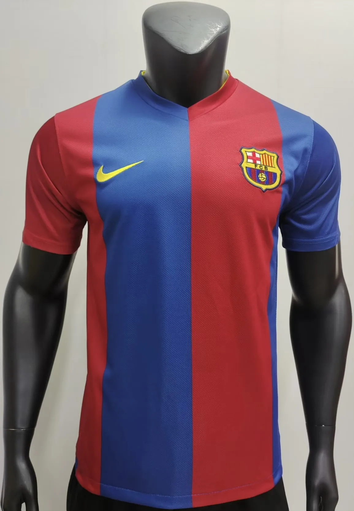 Barcelona 06/07 Home Shirt