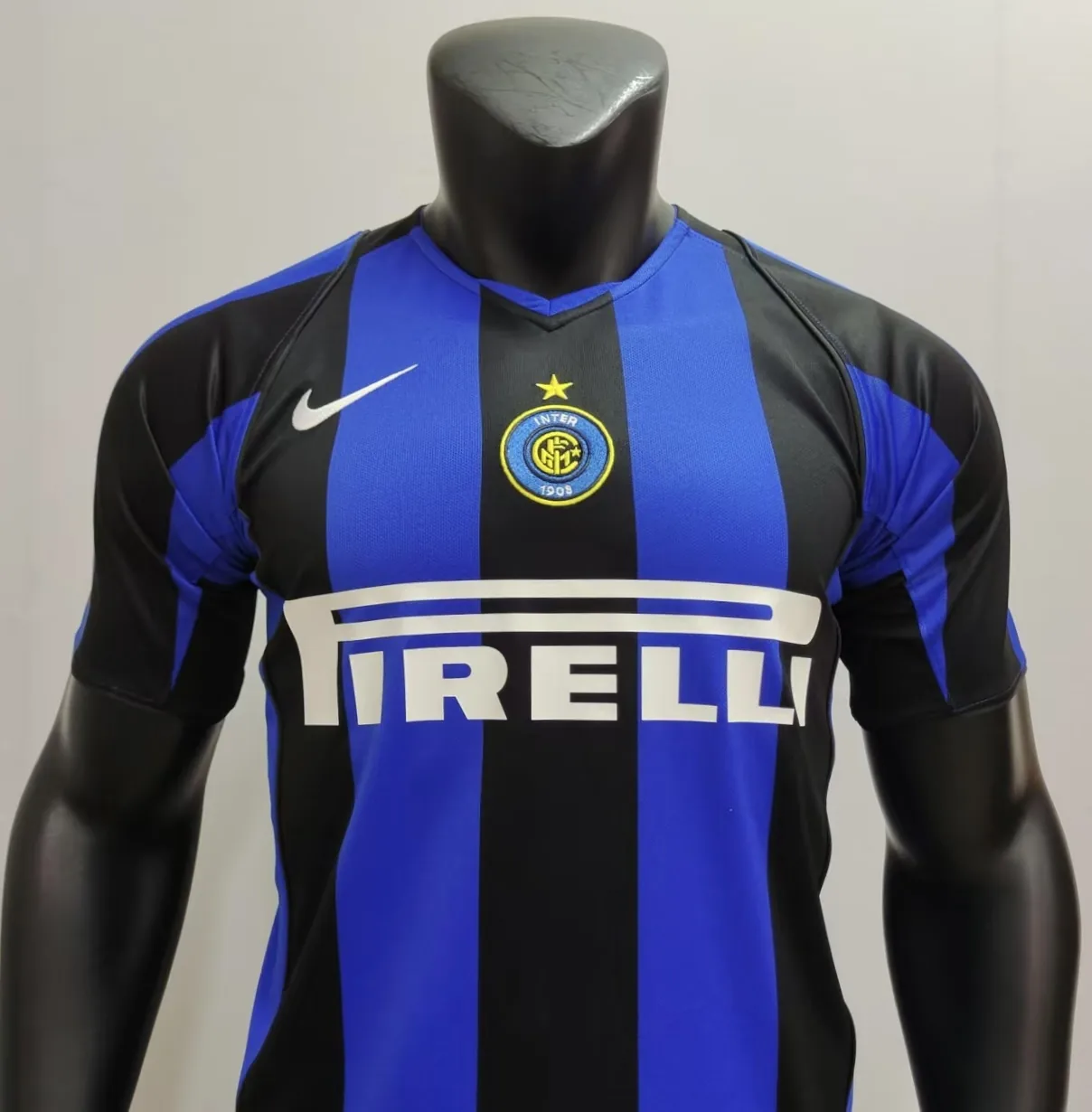 Inter Mailand Trikot 04/05 Heim — 2