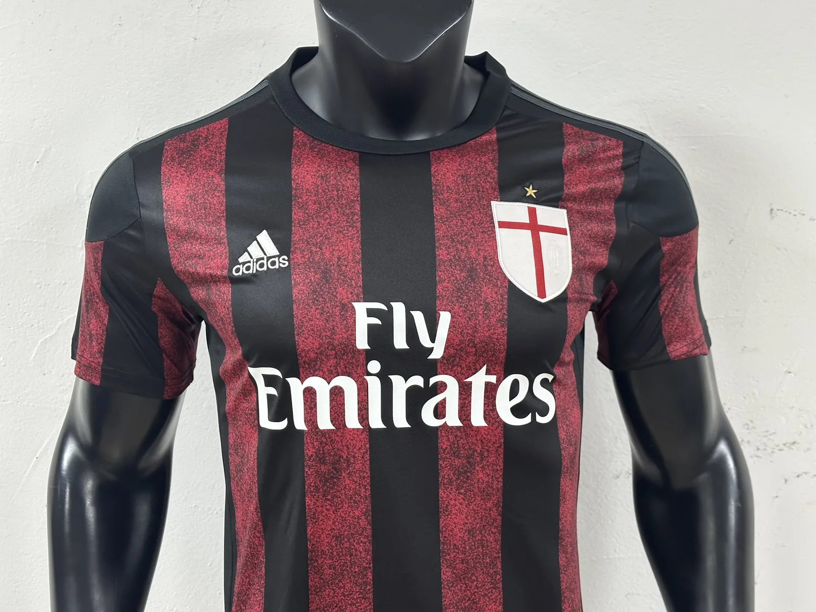 AC Milan 15/16 Home Shirt — 2
