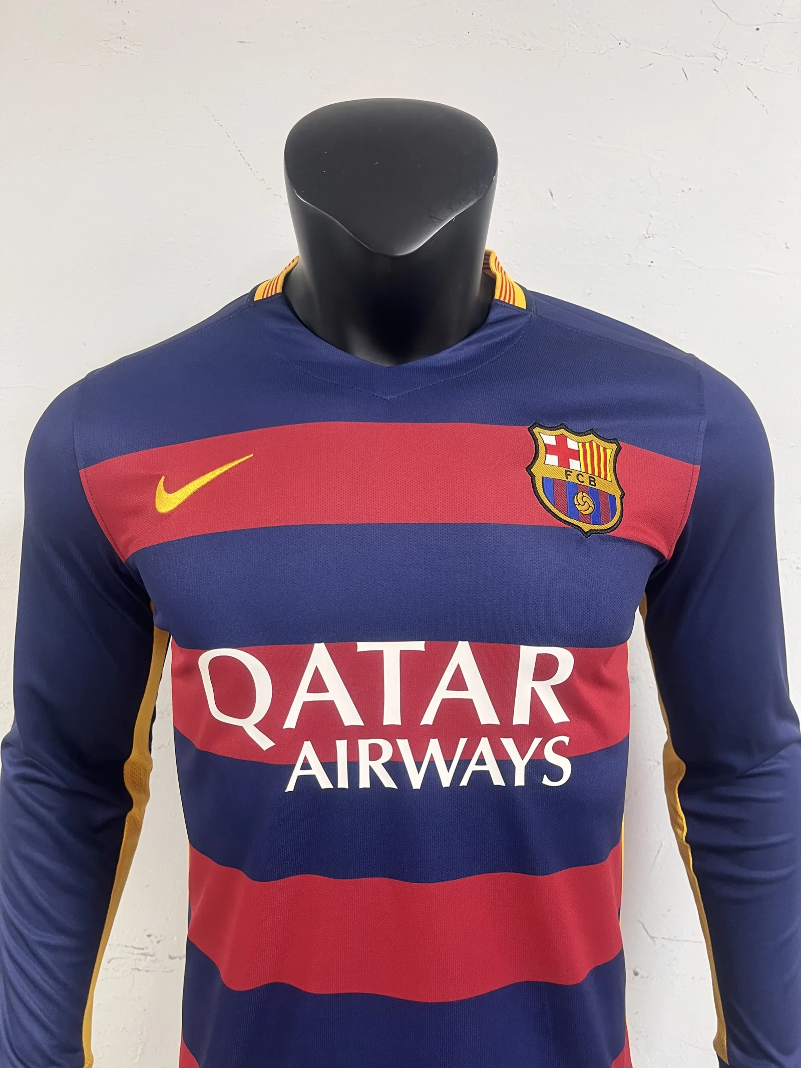 15/16 long-sleeved Barcelona home match — 2