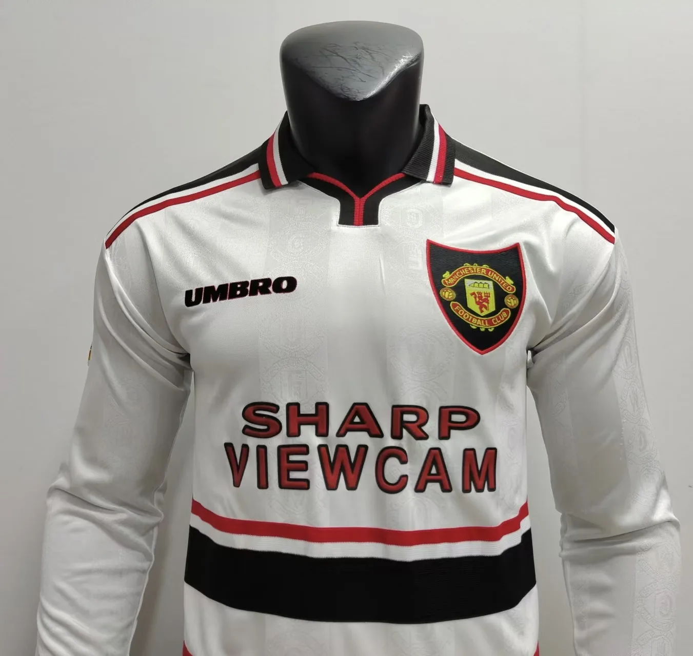 98/99 long sleeve Manchester United away — 2