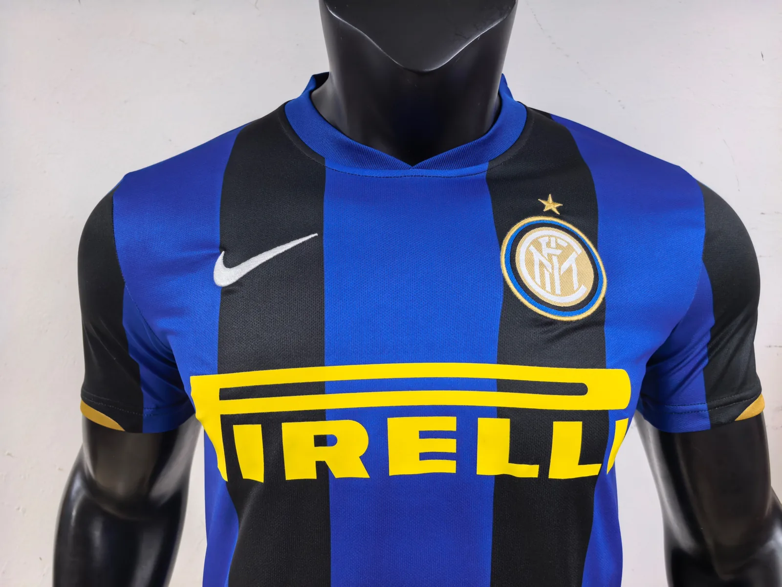 Inter Milan 08/09 Home Shirt — 2