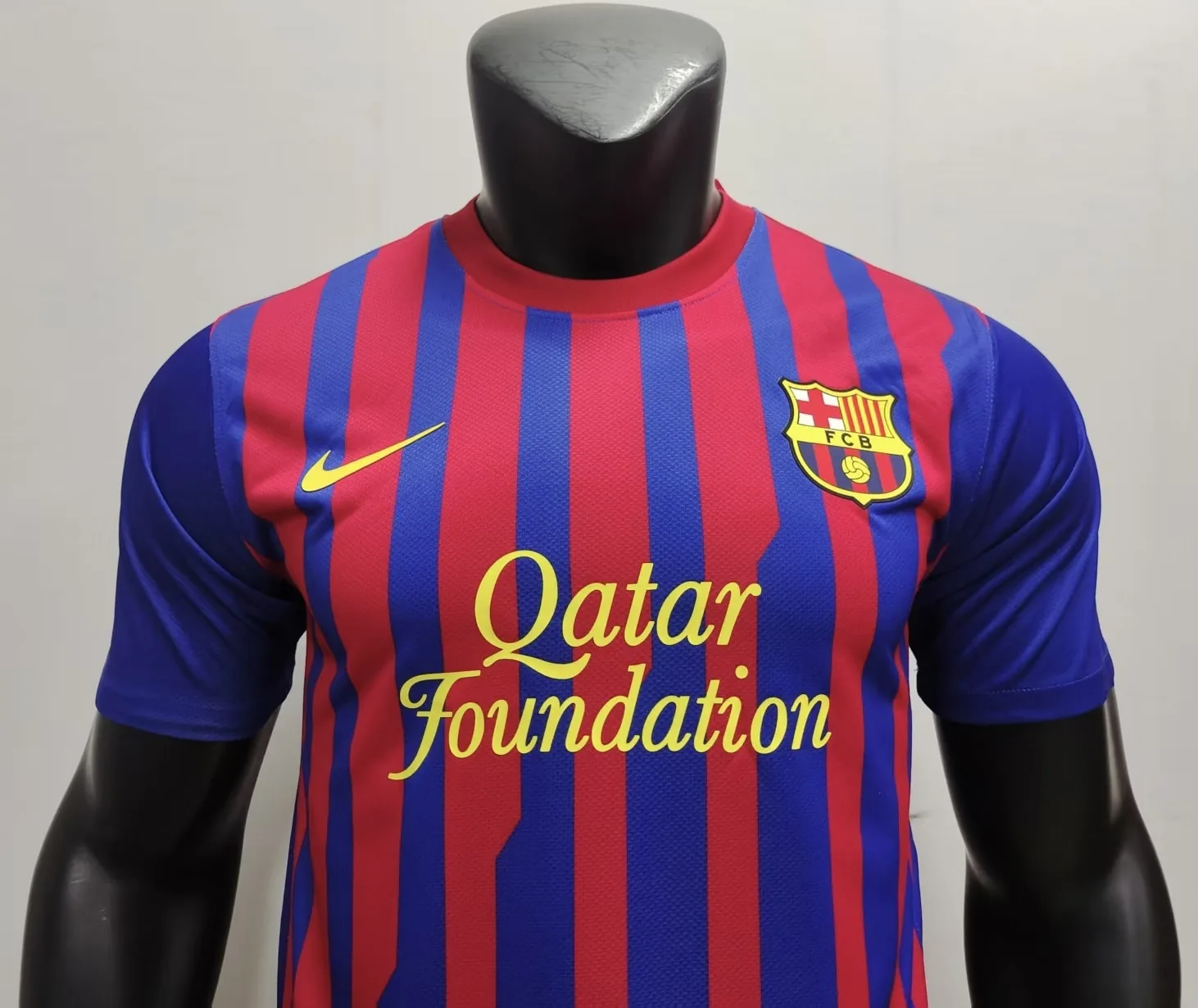 Barcelona 11/12 Home Shirt — 2