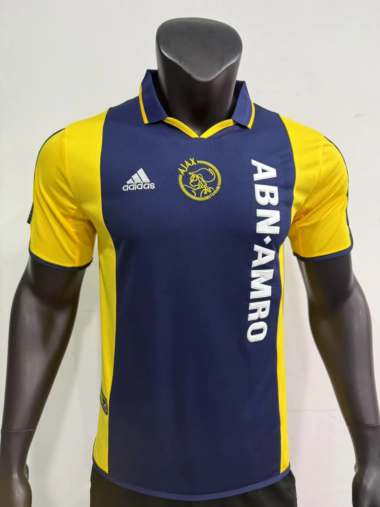 00-01 Match à l'extérieur de l'Ajax