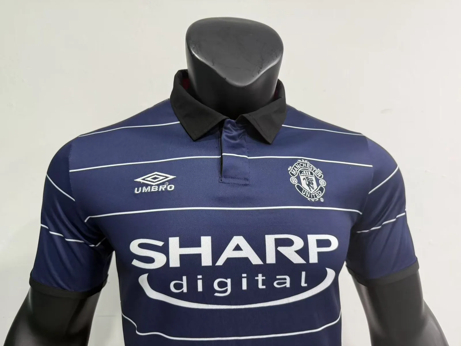 99-00 Manchester United Auswärtsspiel — 2