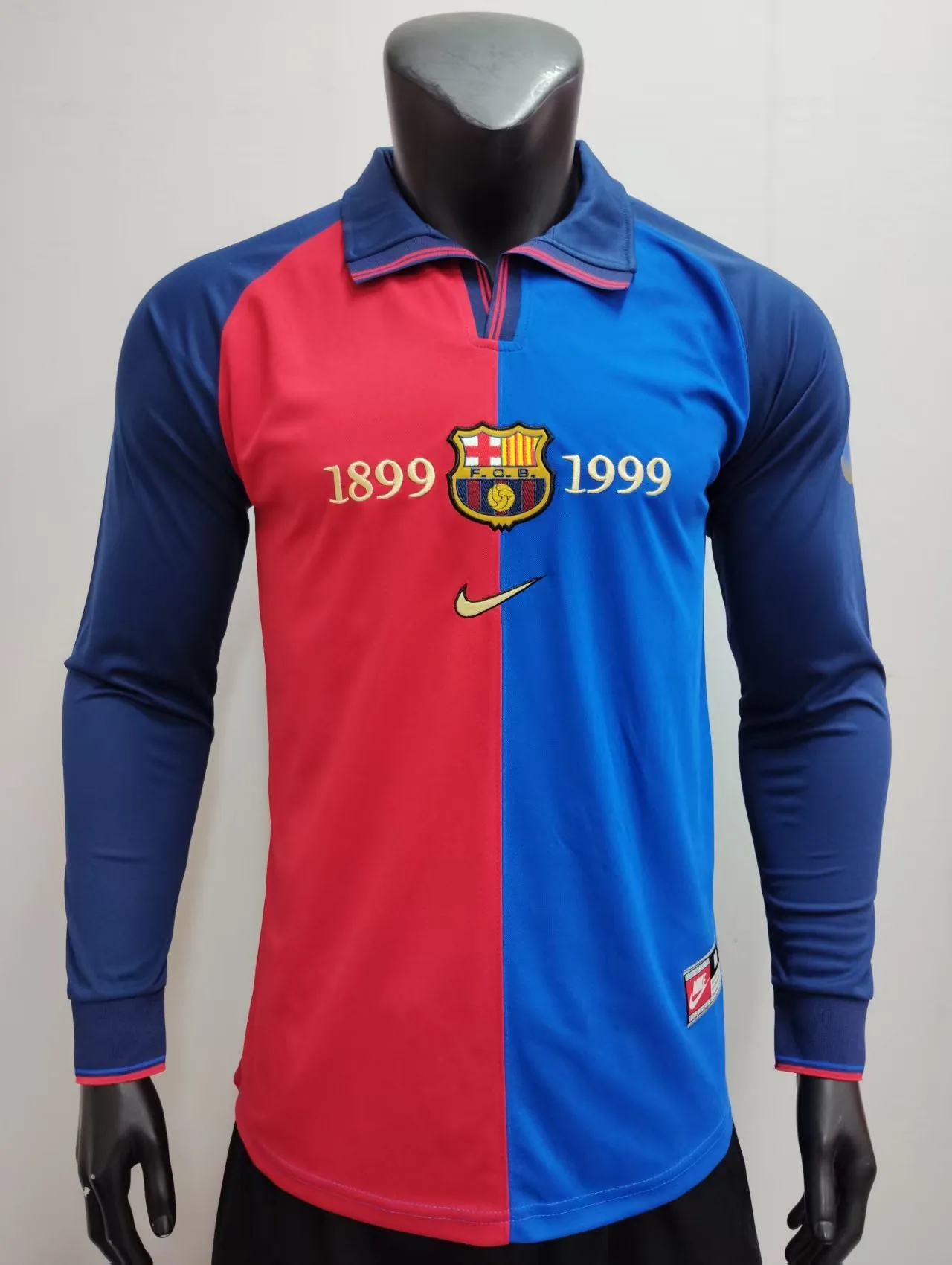 1899-1999 Centennial Barcelona Langarm