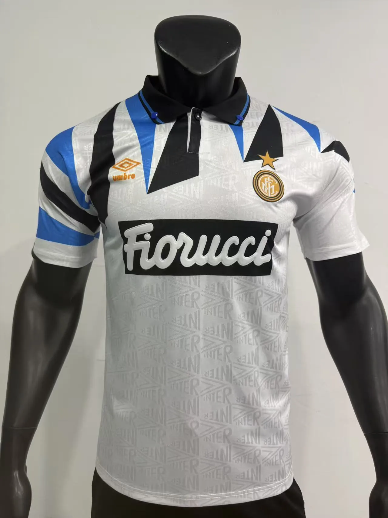 92-93, match à l'extérieur de l'Inter Milan