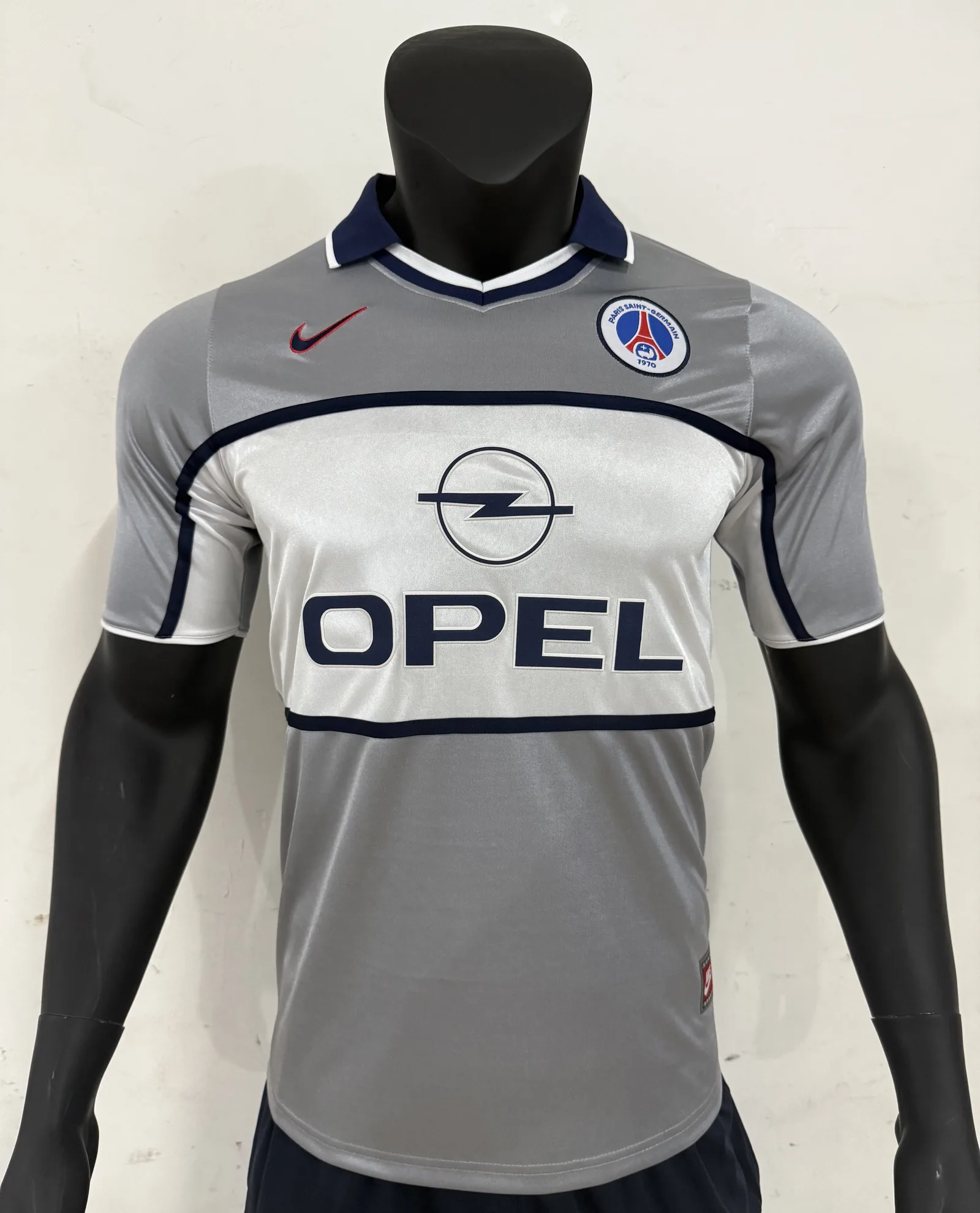 00-01 Paris à l'extérieur