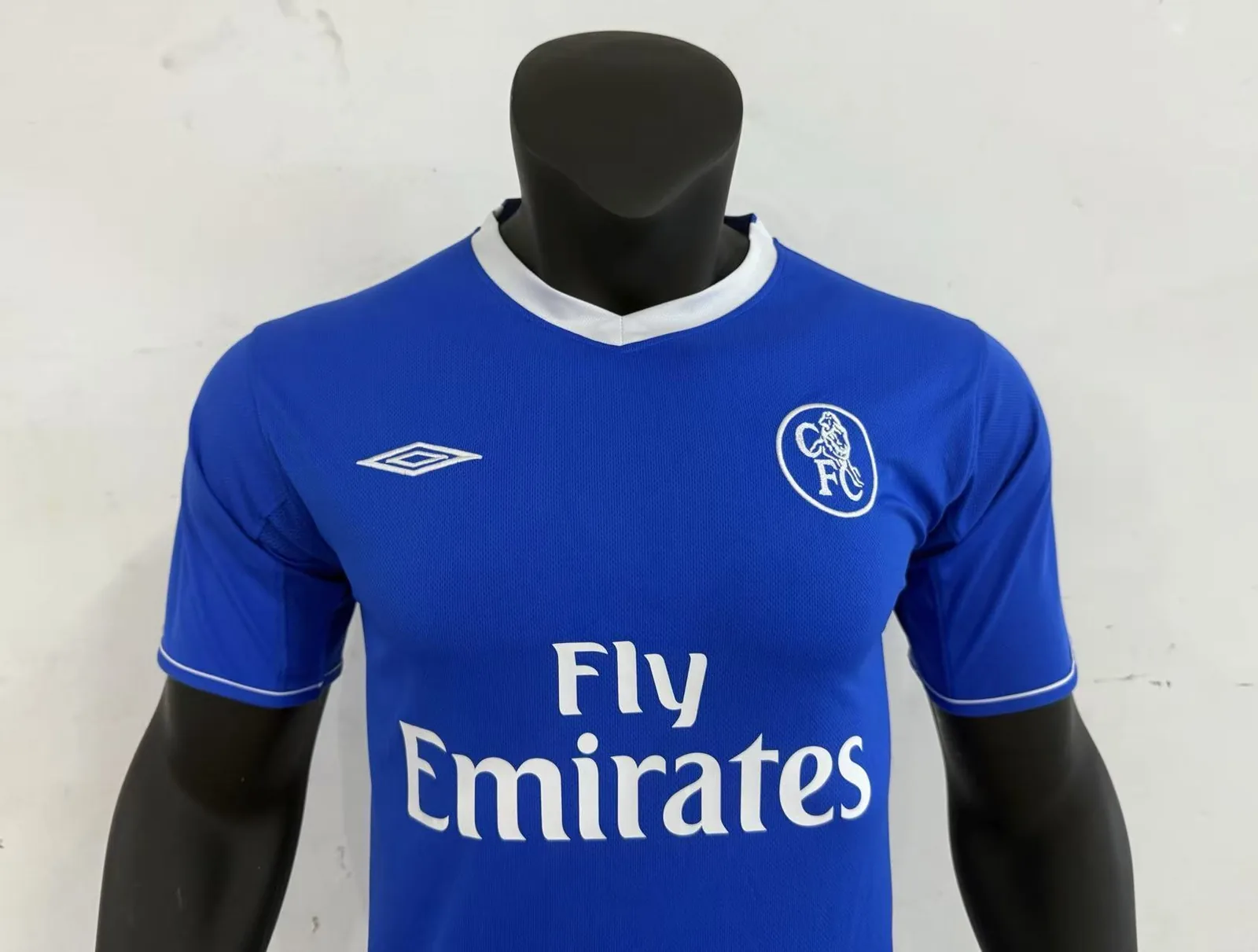 Chelsea 03/04 Home Shirt — 2