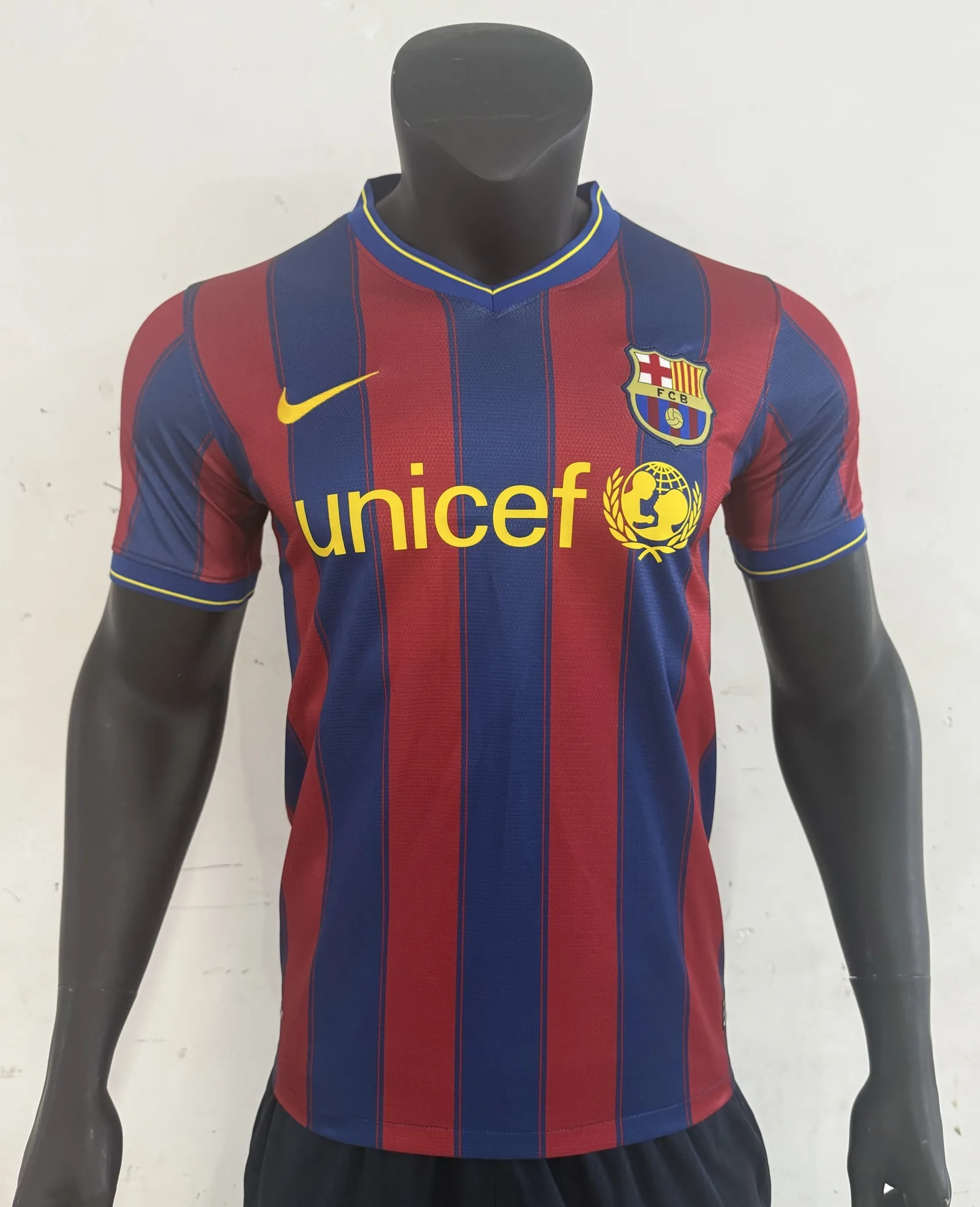 Barcelona 09/10 Home Shirt