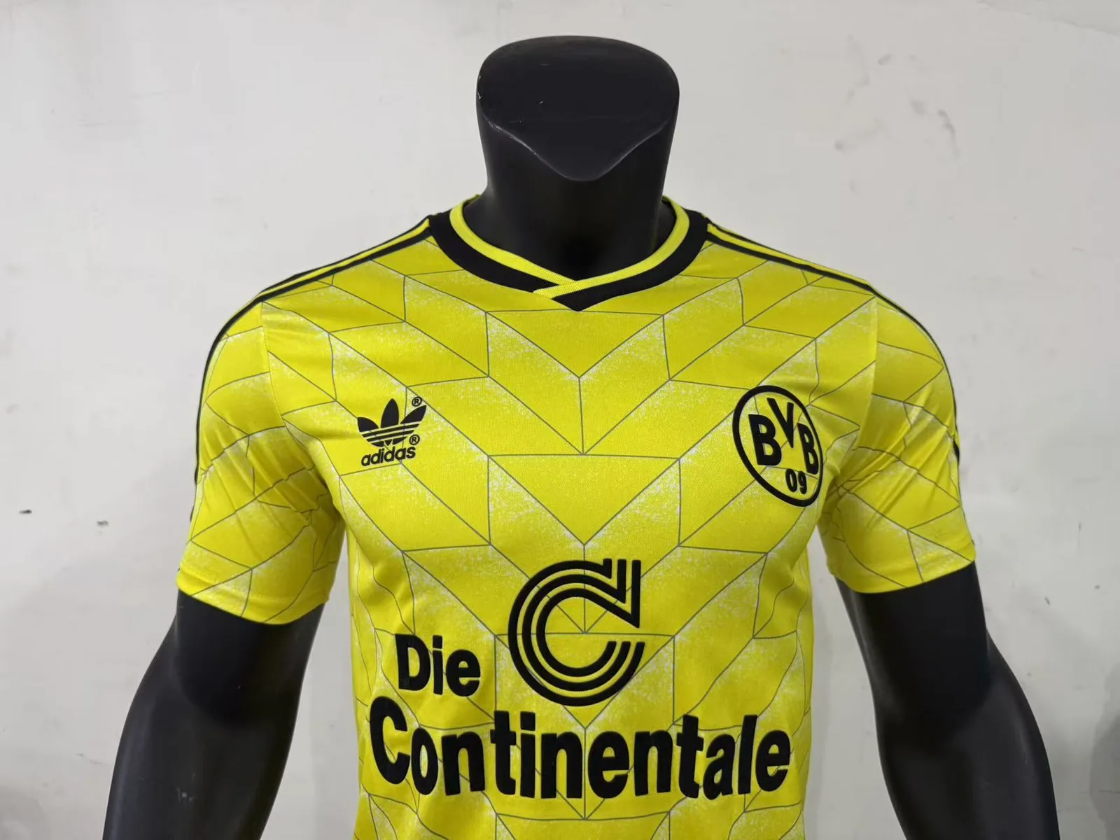 Borussia Dortmund 1988 Home Shirt — 2
