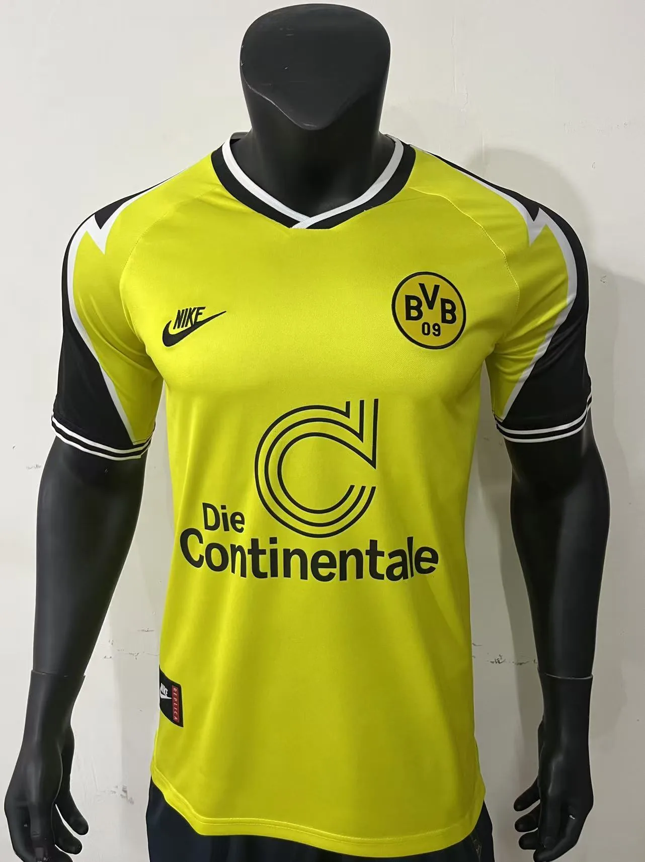 95-96 Dortmund home game