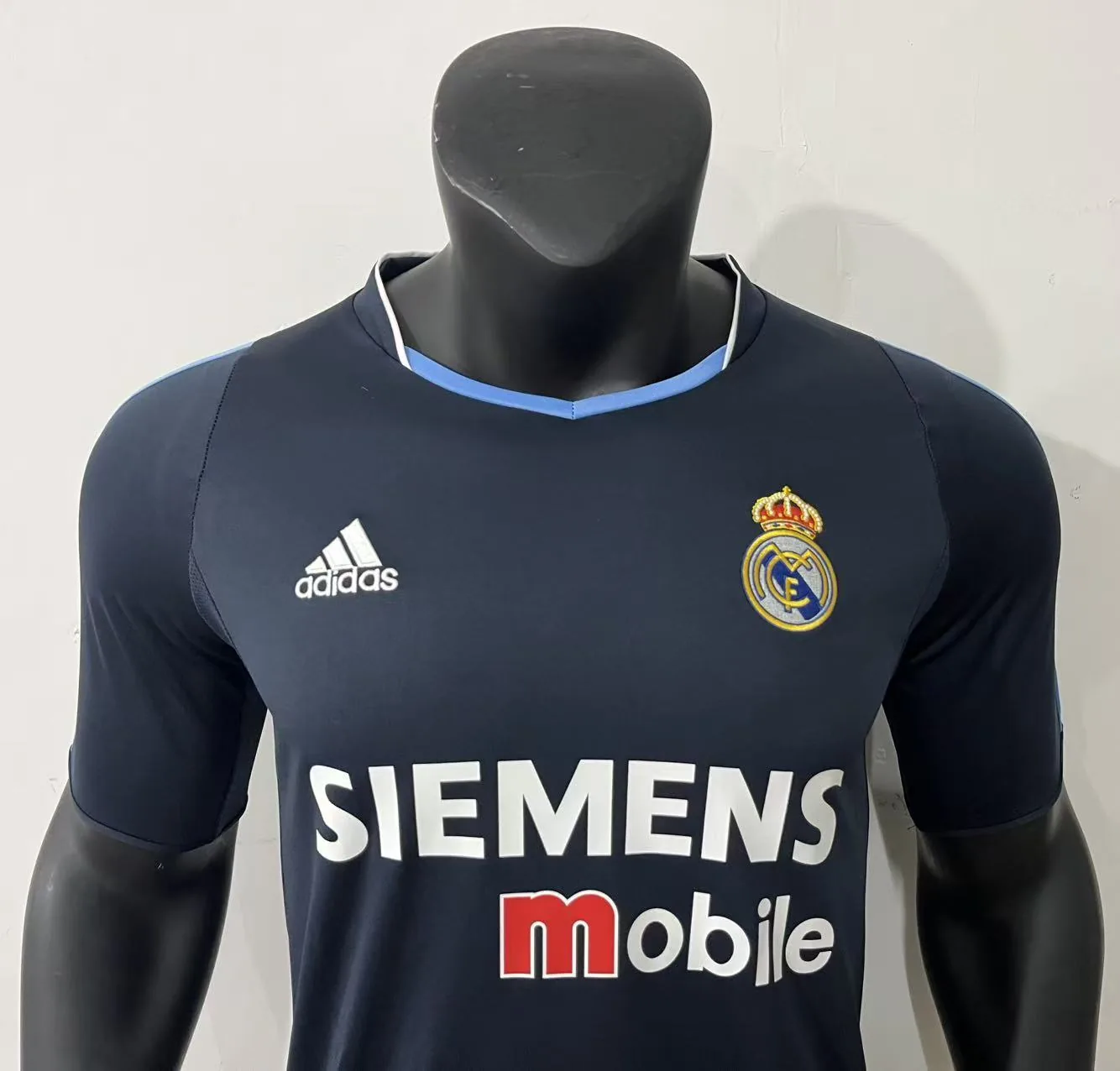 03−04 Real Madrid away game — 2
