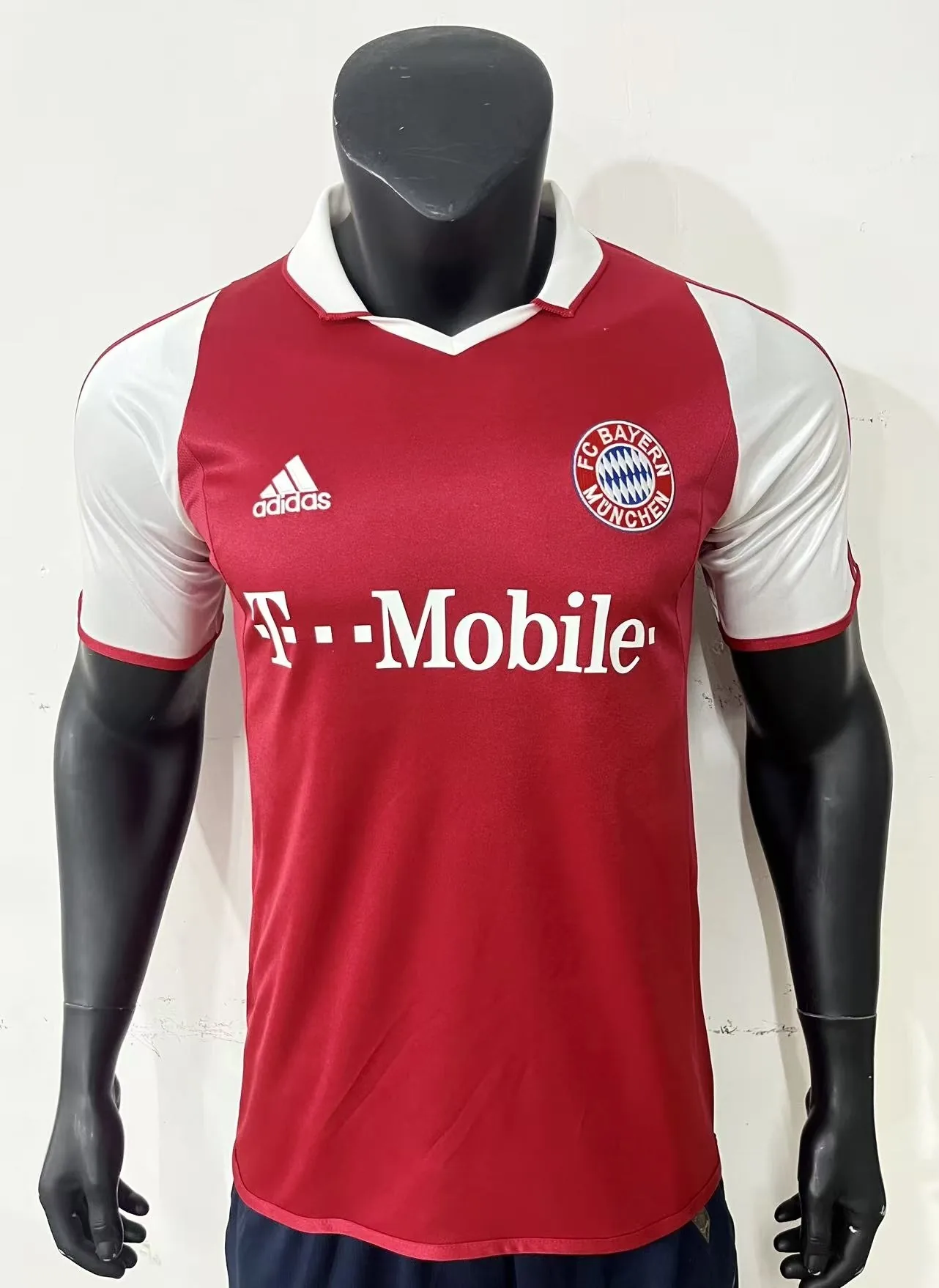 Bayern Munich 03/04 Home Shirt
