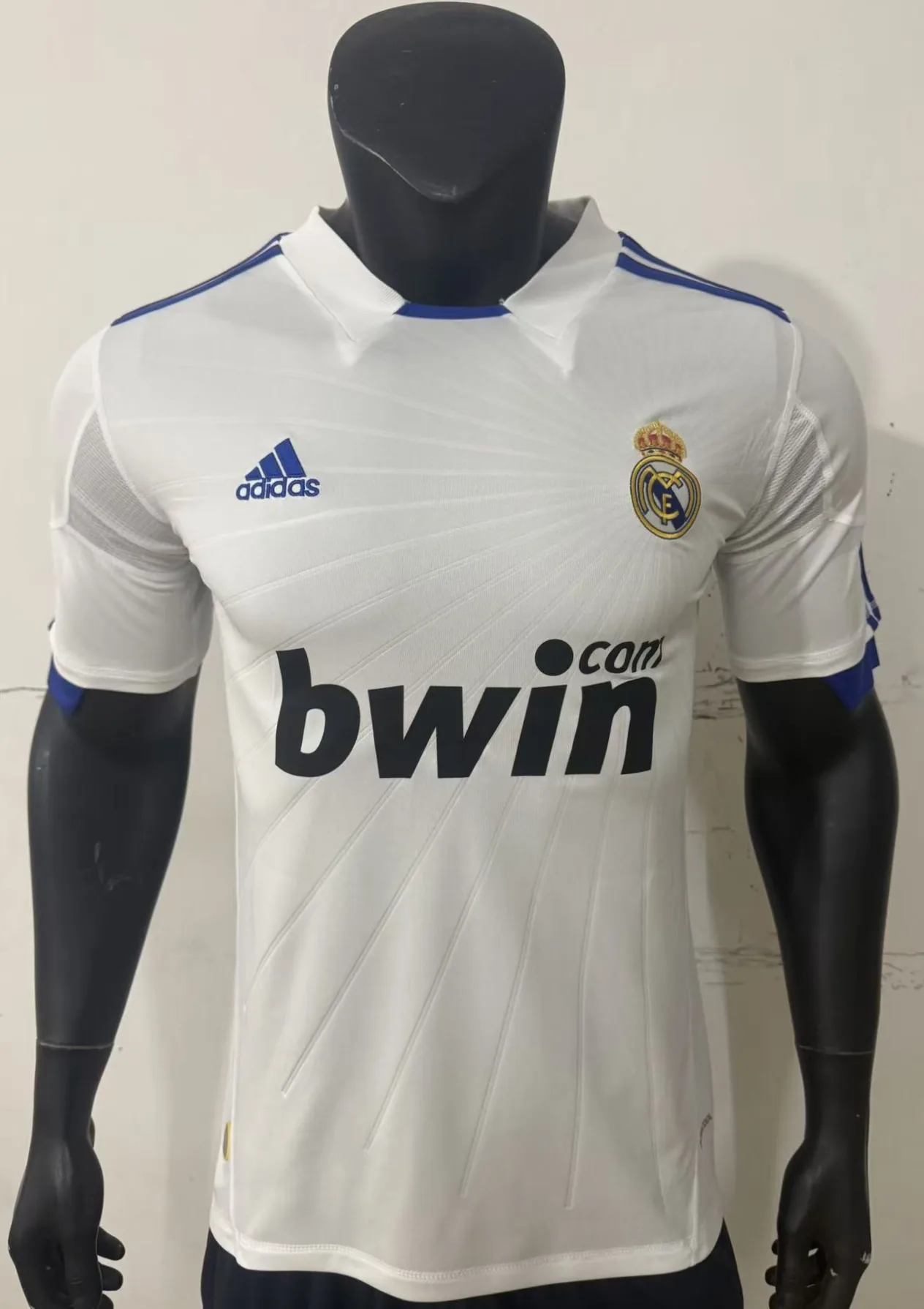 Real Madrid 10/11 Home Shirt White