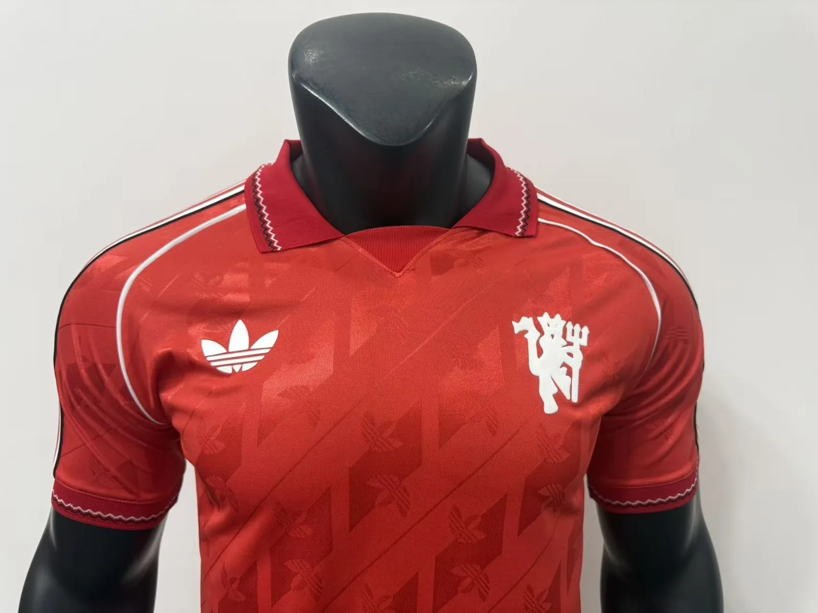 Manchester United 26/27 Retro Shirt Red — 2