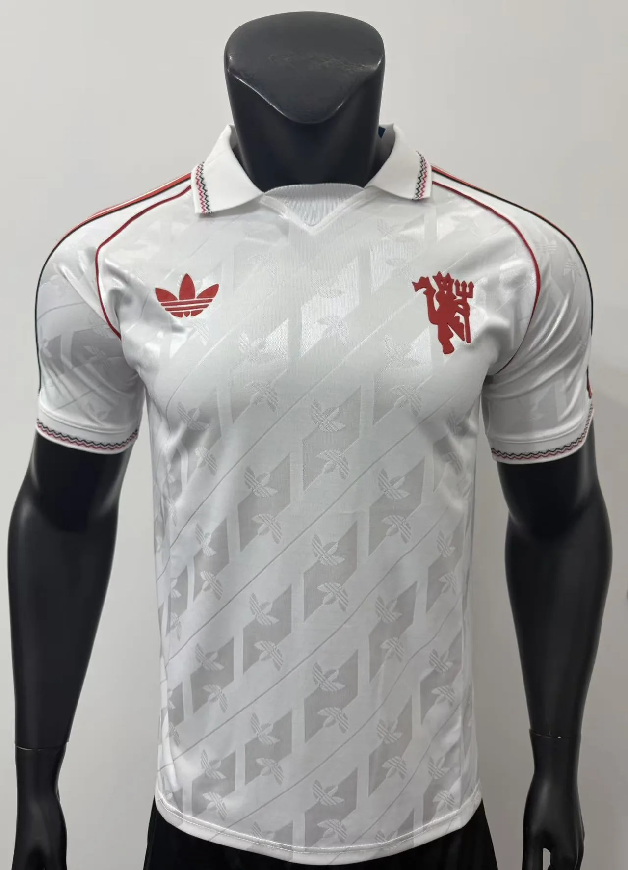 Manchester United 26/27 Retro Shirt White