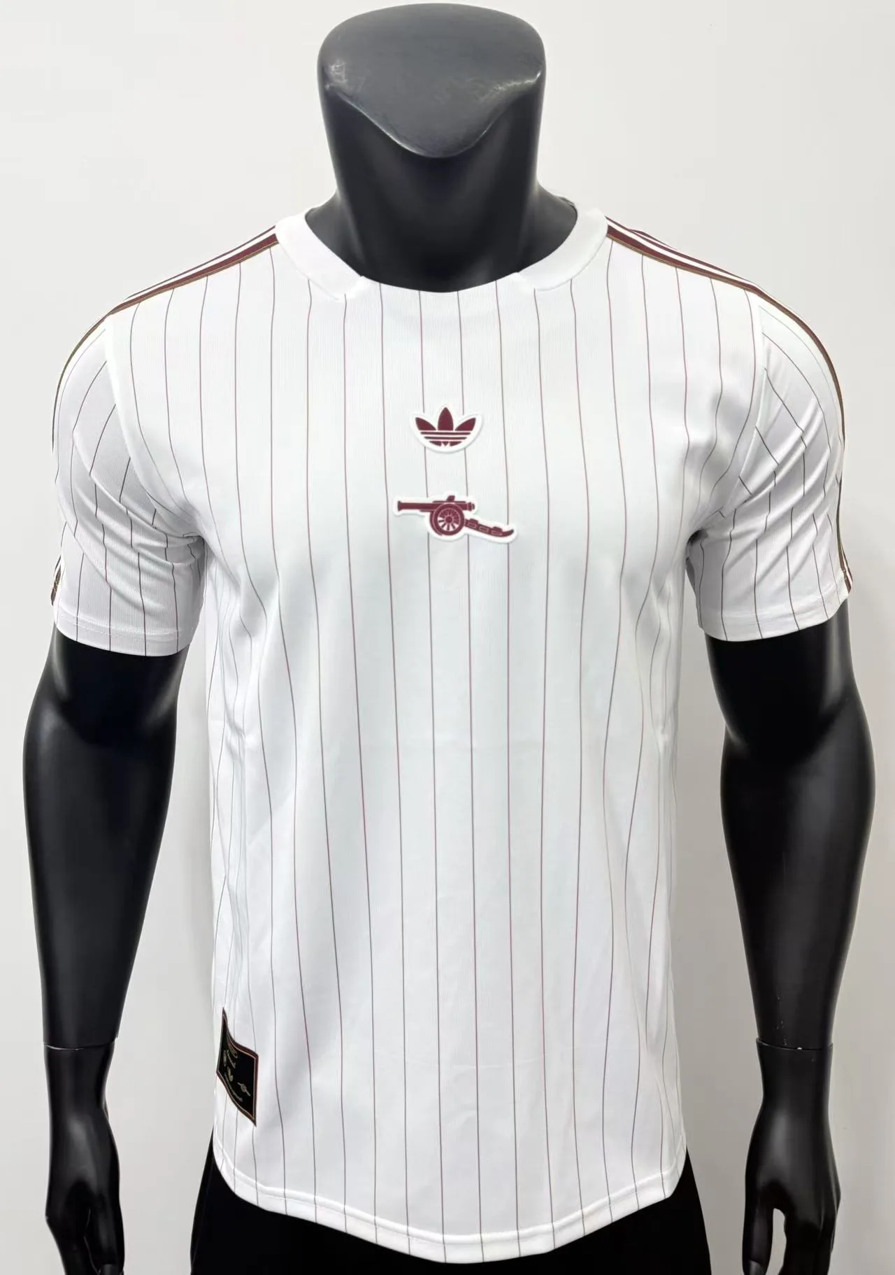 Arsenal Maillot 26/27 Rétro à Rayures Blanc