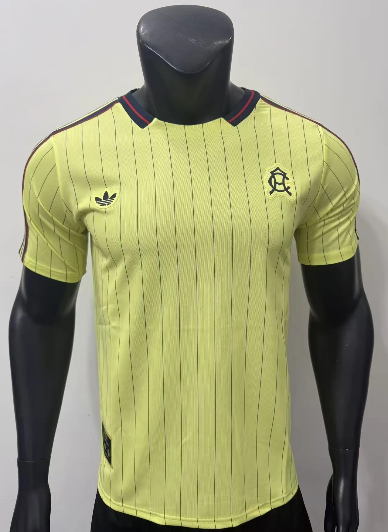 Club América 26/27 Retro Shirt Pinstripe Yellow — 1