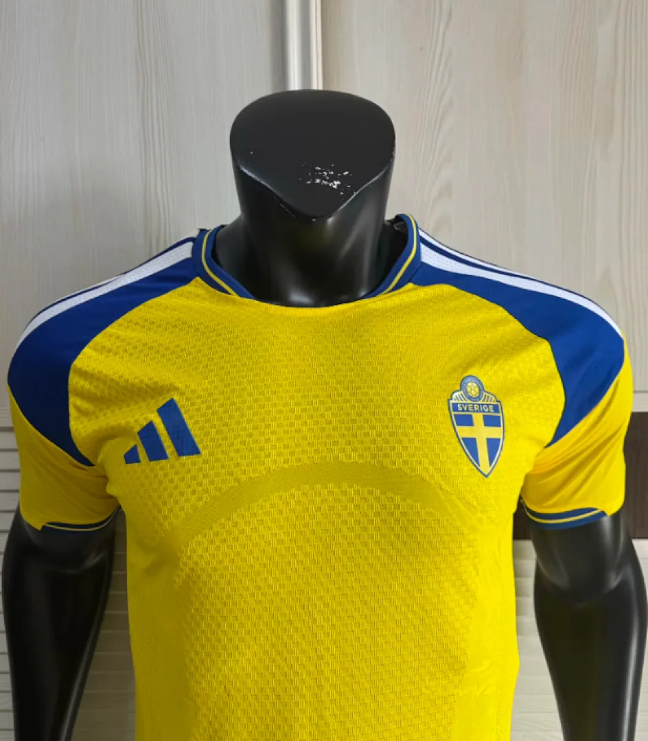 Suède 2026 Domicile Maillot Version Joueur — 2
