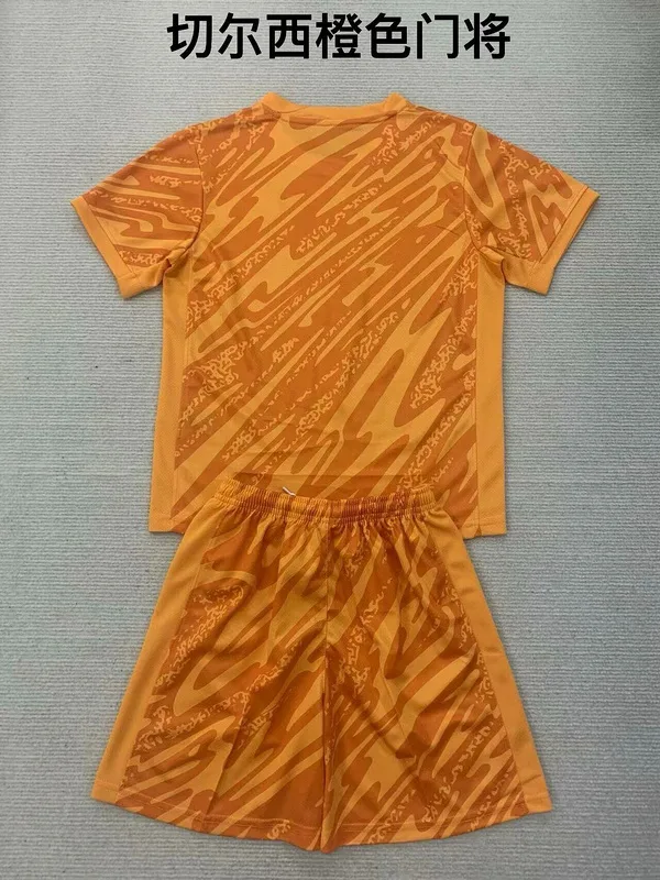 Chelsea 2024/25 Goalkeeper Shirt Orange — 1