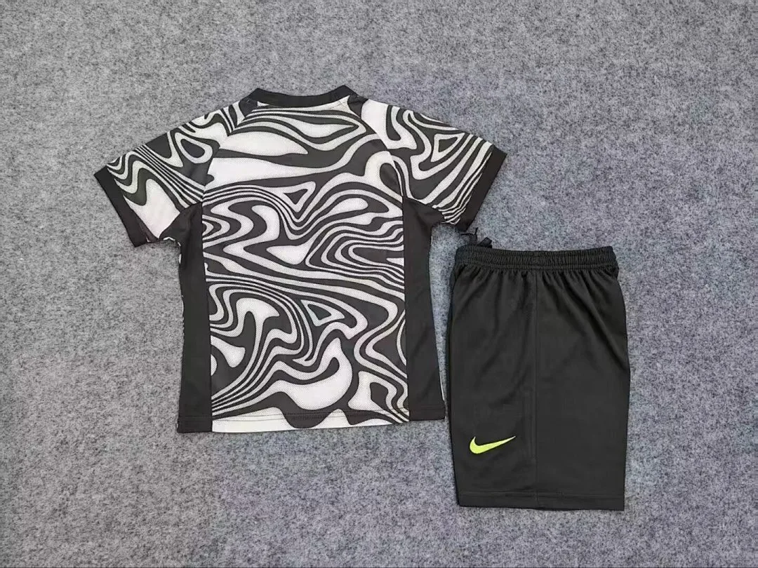 Brazil 2026/27 Goalkeeper Kids Kit — 1