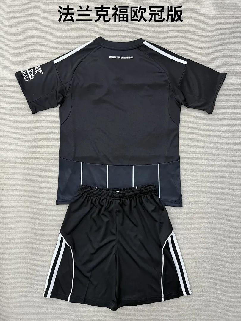 Eintracht Frankfurt 2025/26 Kids Kit Black Champions League