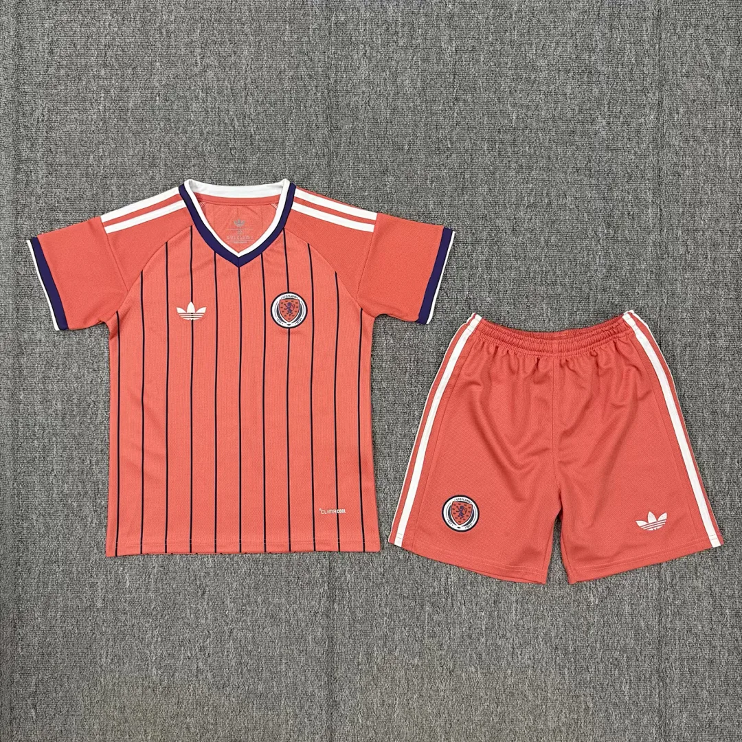 Scotland 2016/28 Away Kids Kit