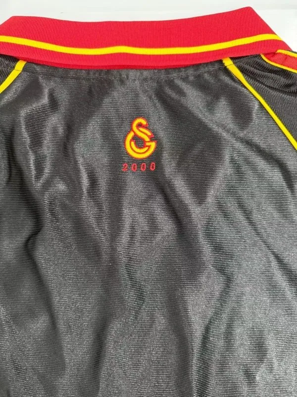 Galatasaray 1999/00 Third Shirt