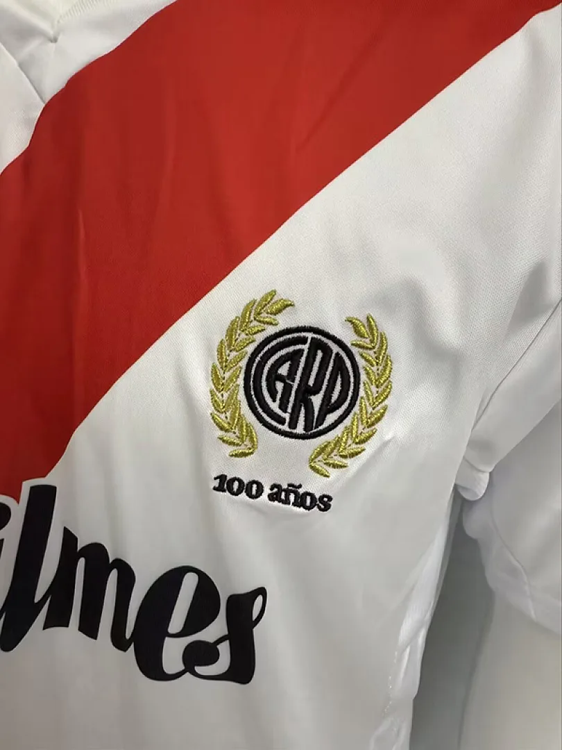 River Plate 2001/02 Home Shirt — 2