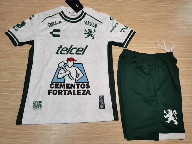 Club León 2024/25 Ensemble Enfant — 2
