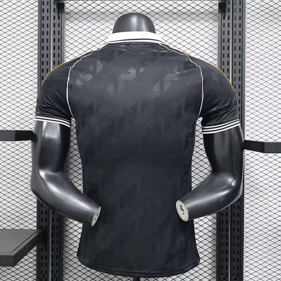 Real Madrid 2026/27 Maillot Version Joueur Édition Spéciale Black — 2