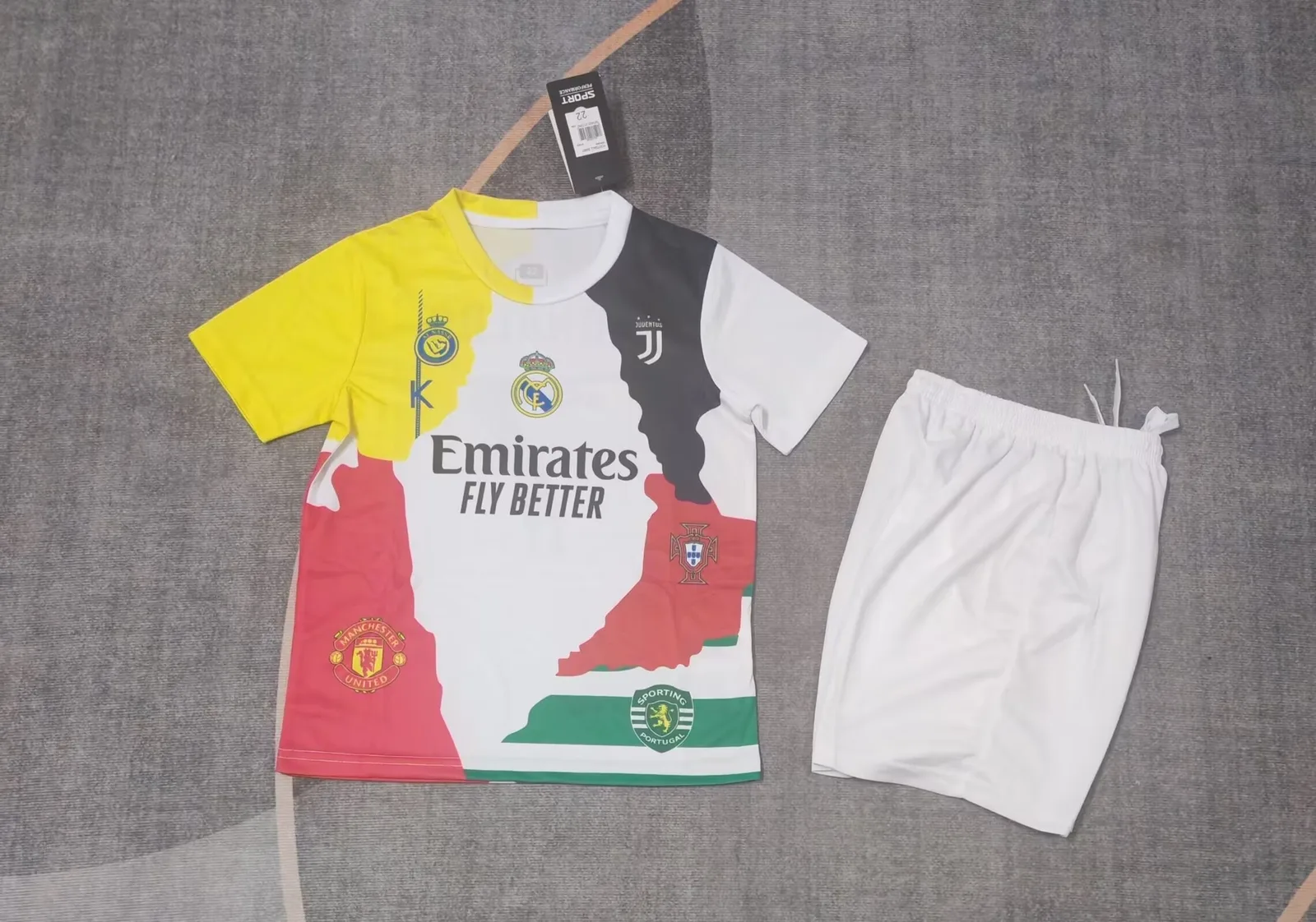Ronaldo Club Combine 2016/28 Kids Kit