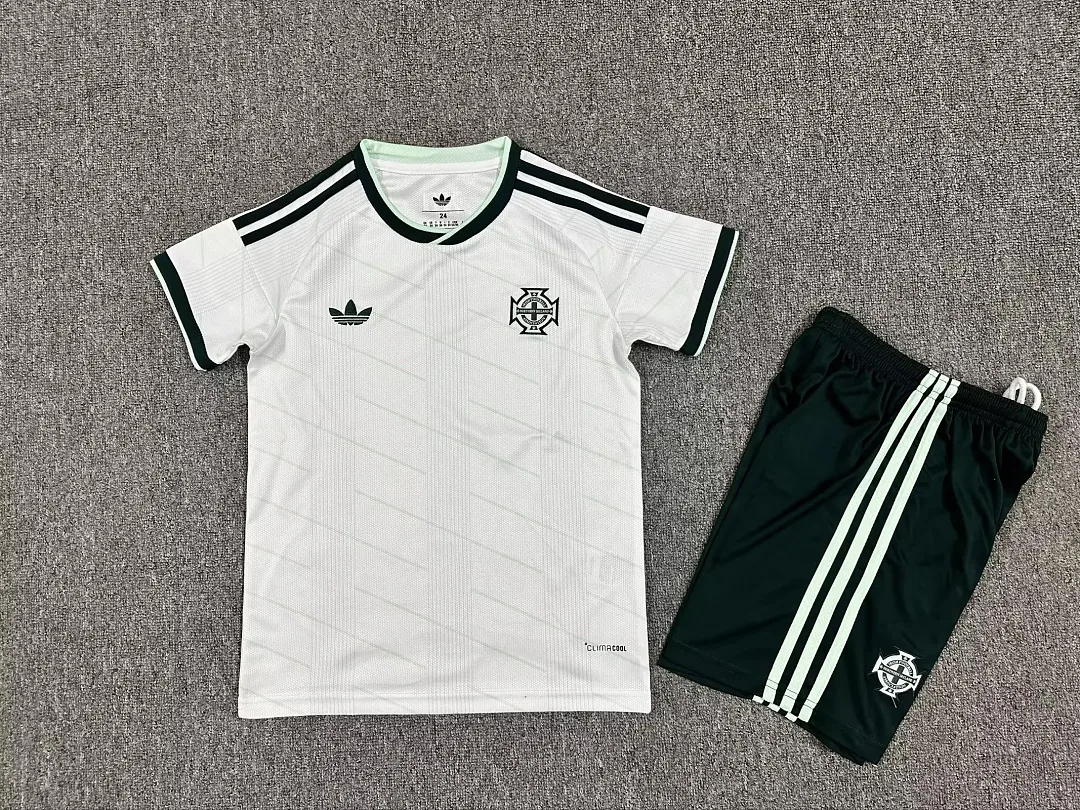 Northern Ireland 2016/30 Away Kids Kit
