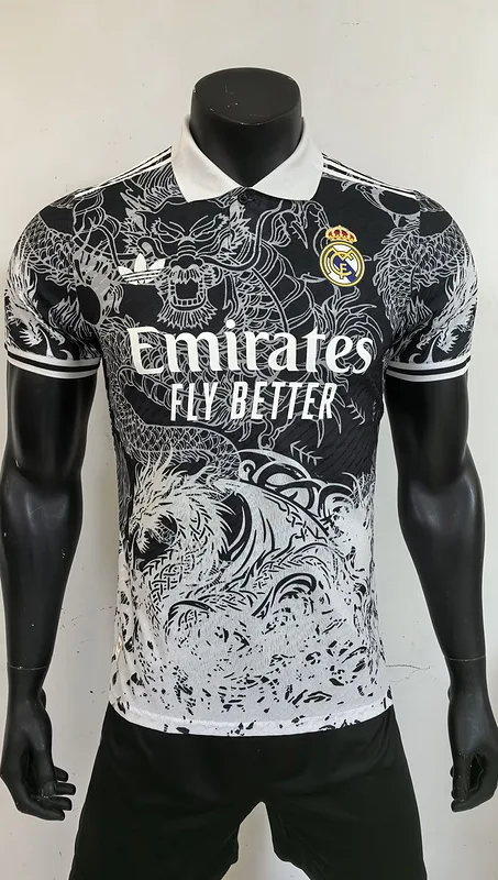 Real Madrid 2025/26 Camiseta Black Player Verison — 2