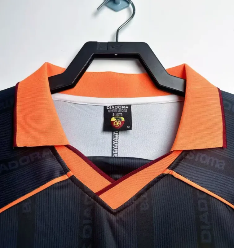 Roma 1999/00 Away Shirt Long Sleeve Black — 2
