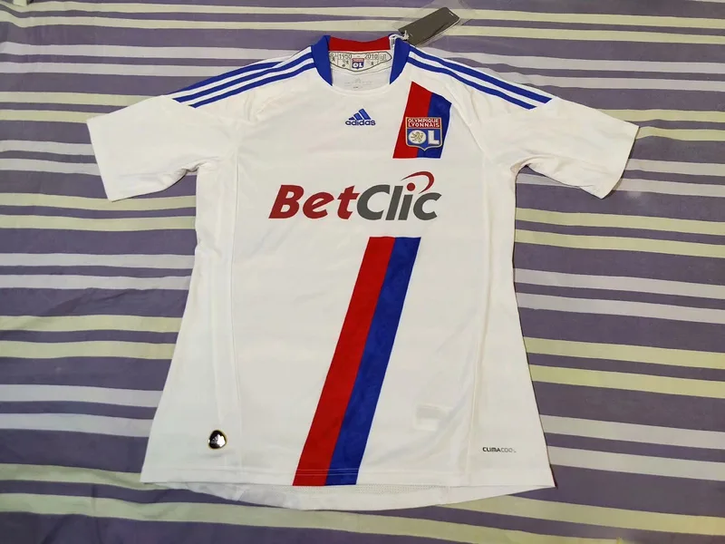 Lyon 2010/11 Home Shirt — 2