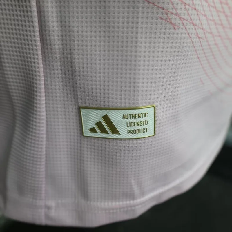 Arsenal 2025/26 Shirt Player Version Special Edition Pink — 1
