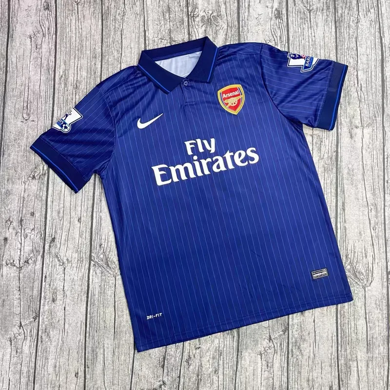 Arsenal 2009/10 Away Shirt — 1