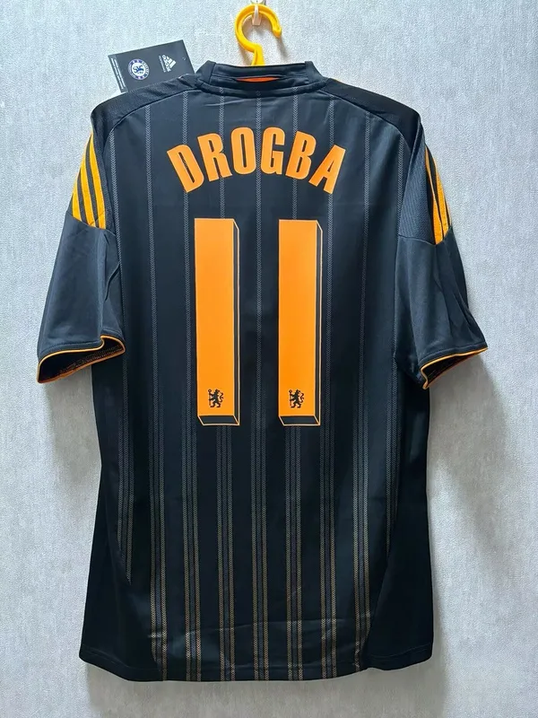 Chelsea 2010/11 Third Shirt Black