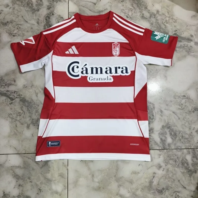 Granada 2025/26 Domicile Maillot Manches Courtes — 2