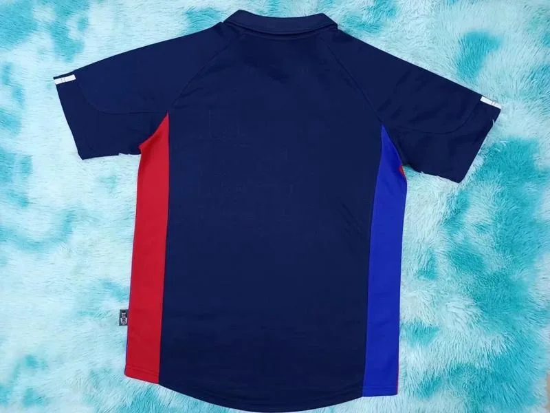 Lyon 2001/02 Away Shirt — 2