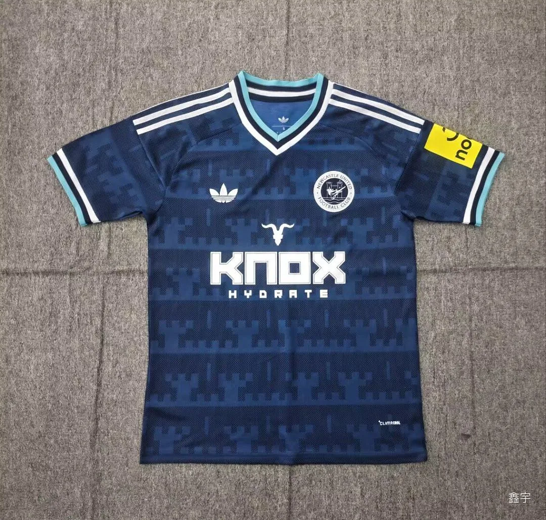 Newcastle United 2026/27 Auswärts Trikot — 2