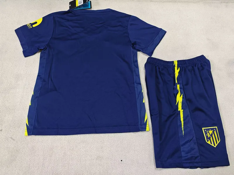 Atlético Madrid 2025/26 Away Kids Kit — 1