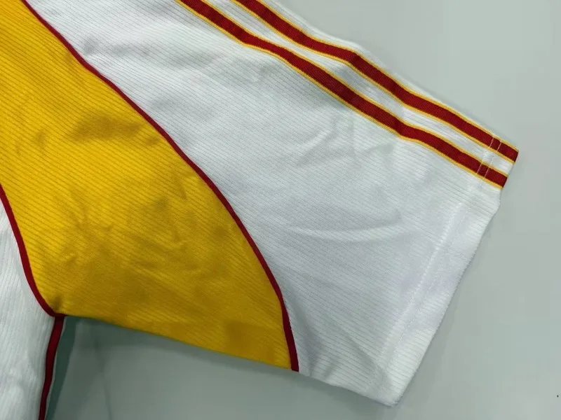 Galatasaray 1999/00 Away Shirt — 2