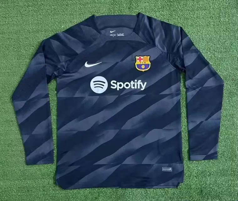 Barcelona 2023/24 Goalkeeper Shirt Long Sleeve Black — 1